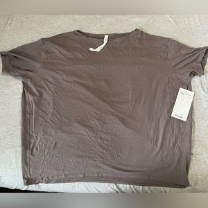 Lululemon back in action short sleeve tee lunar rock size 14 new with tags